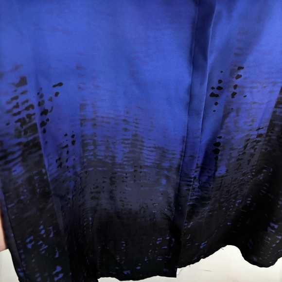 Elie Tahari Royal Blue Blouse - Picture 6 of 9
